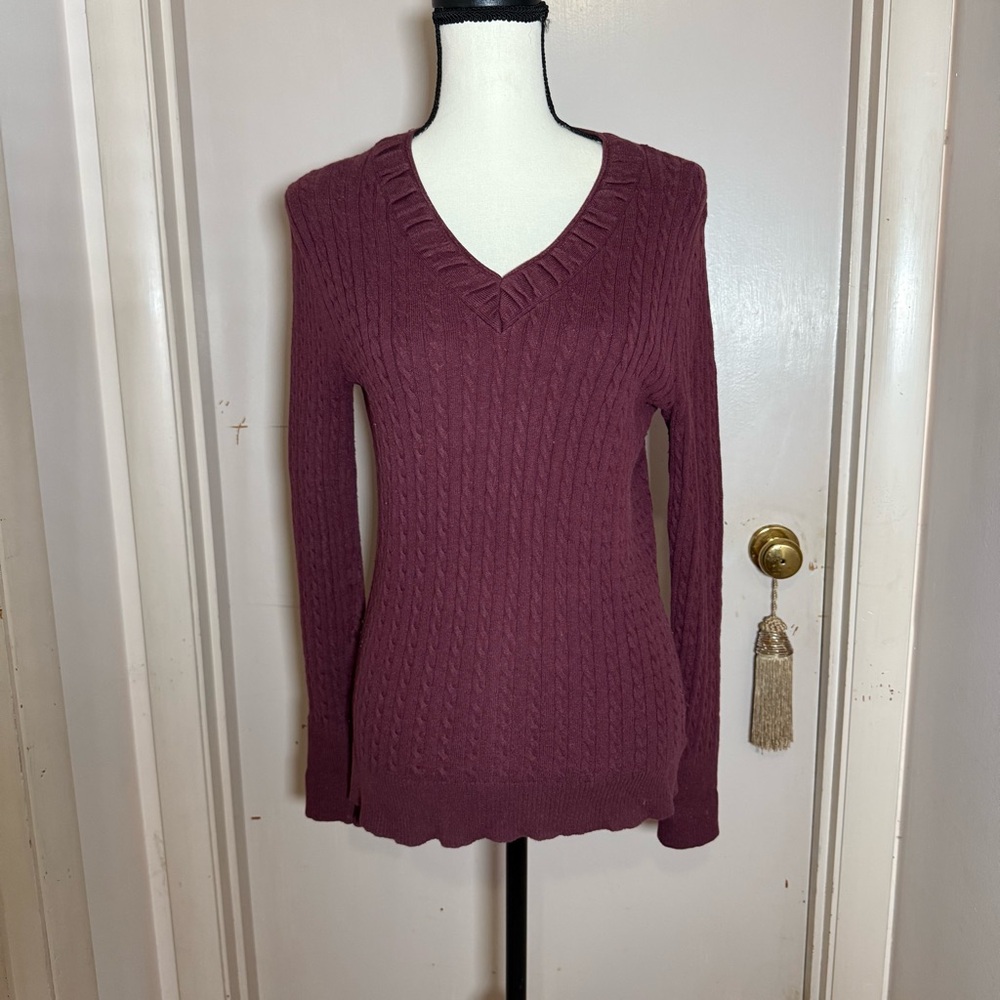 Eddie Bauer Plum Textured Long Sleeve Sweater - Size Medium